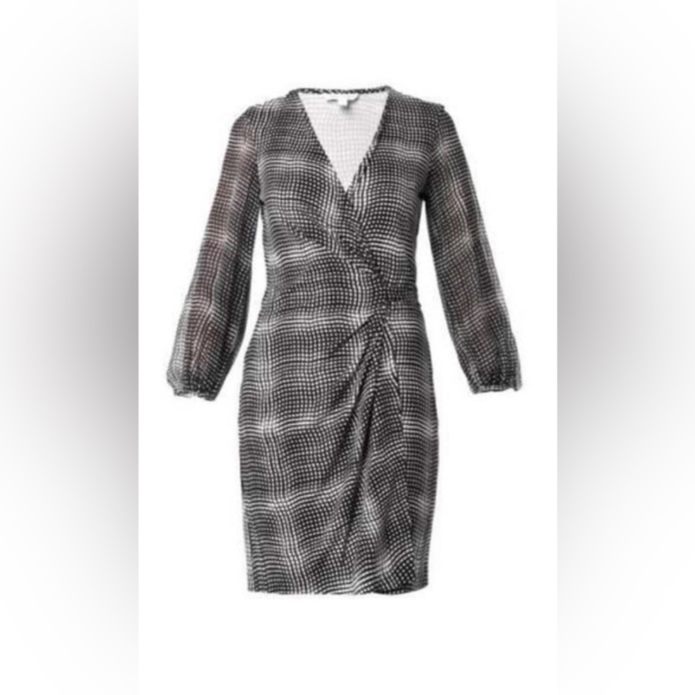 NWT DVF BLACK & WHITE PRINT SHORT COCKTAIL DRESS. GREAT FOR ALL OCCASIONS. L